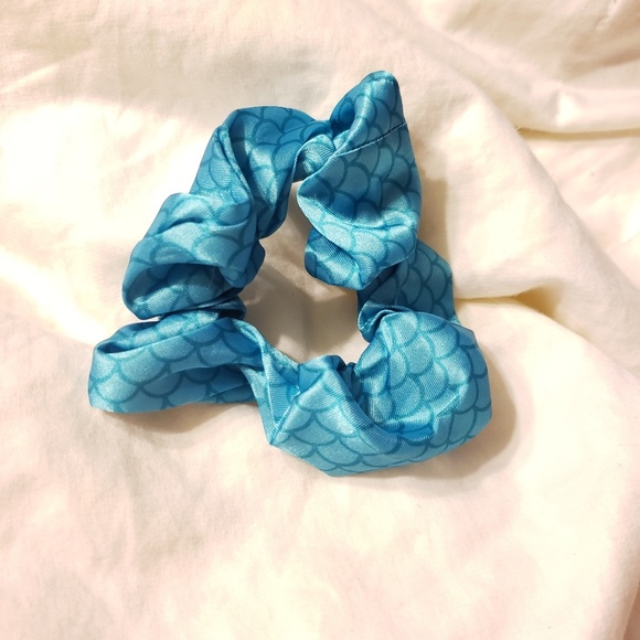 Disney Ariel (The Little Mermaid) hair scrunchies - Picture 3 of 3